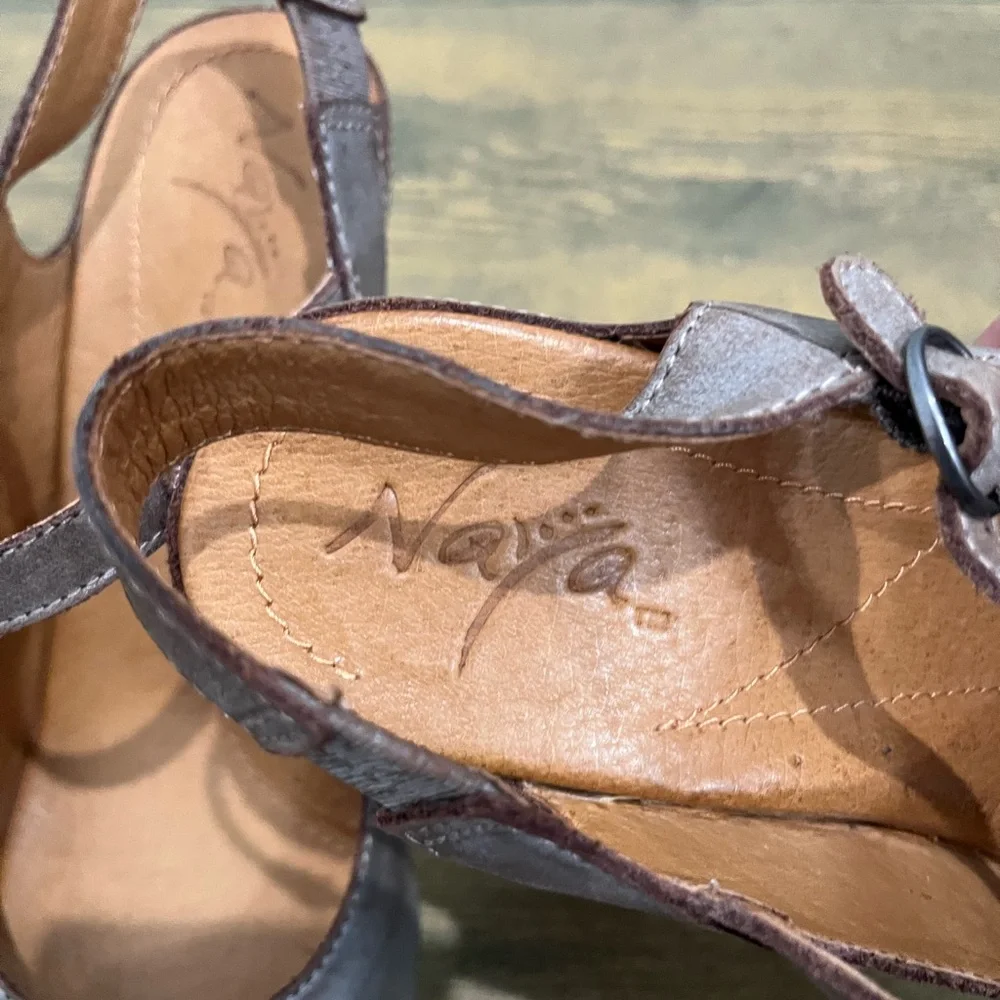 Naya Brown Leather Maeve Platform‎ Sandals Sz. 9
